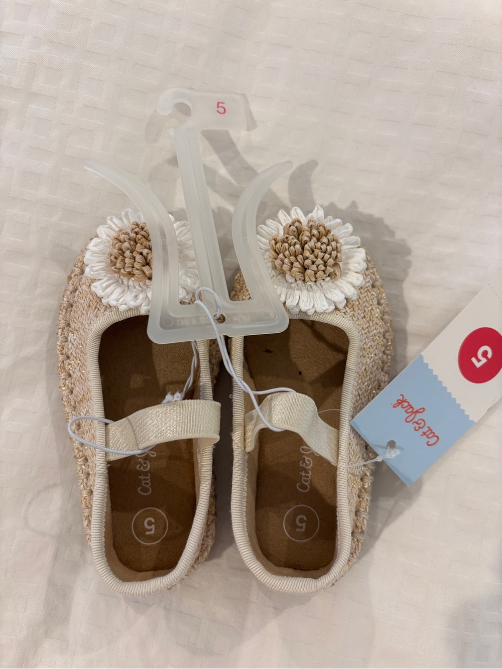 NWT toddler shoes size 5